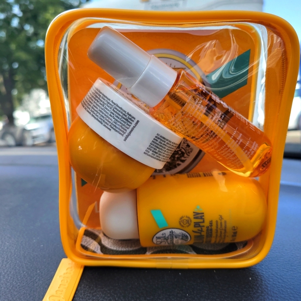 Sol de Janiero travel pack 62